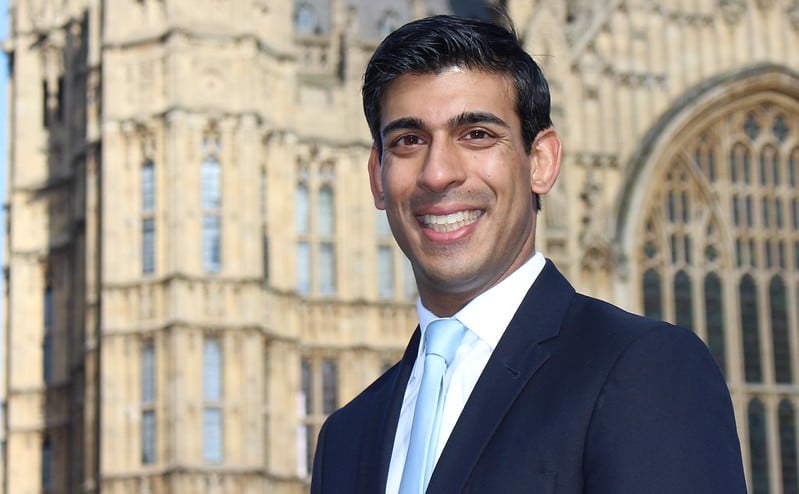 Rishi Sunak Is Britains First Prime Minister Of Color Kids News