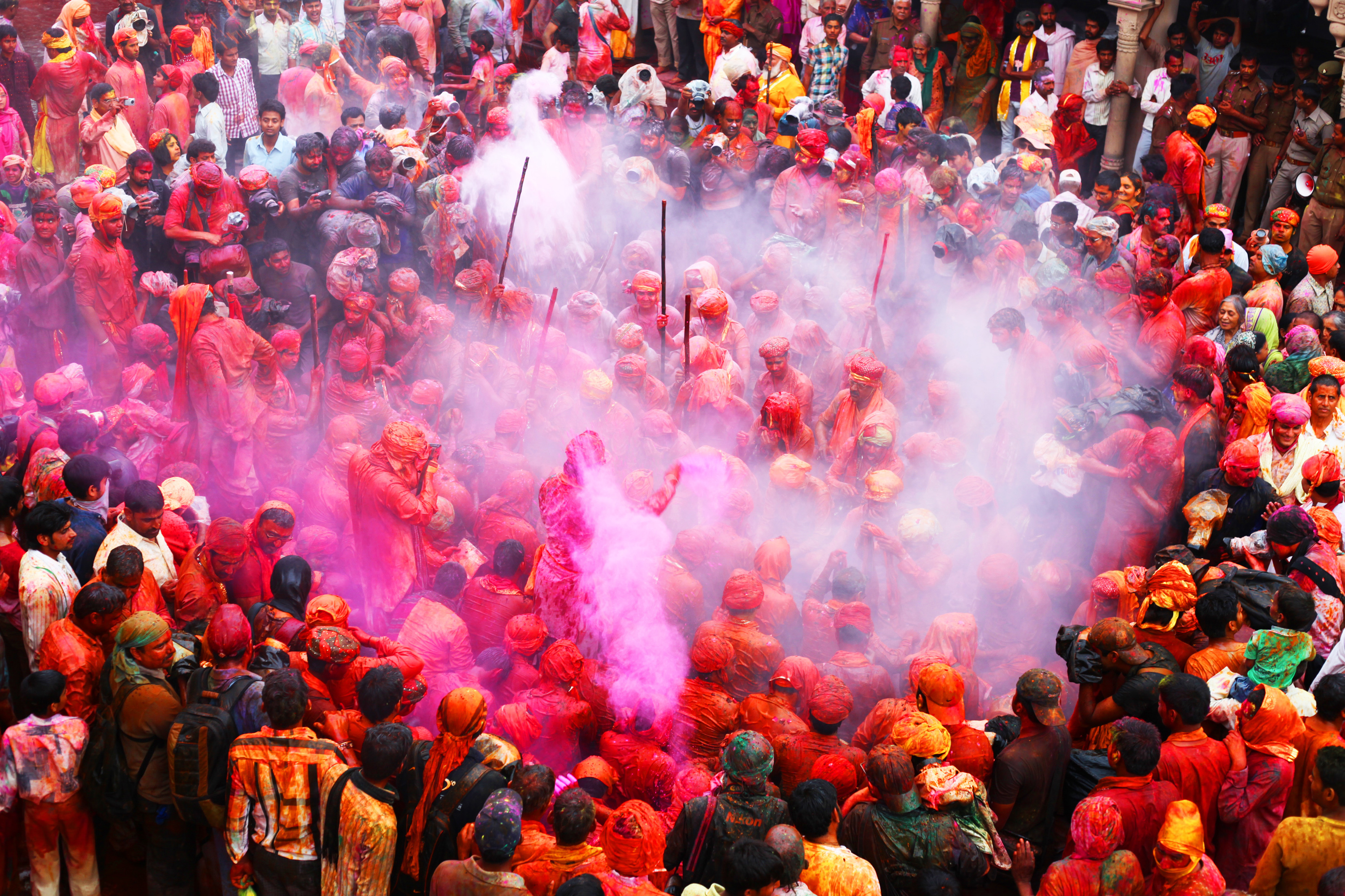 Holi 2019: How To Celebrate The Spring Festival Of Colors Book Review ...