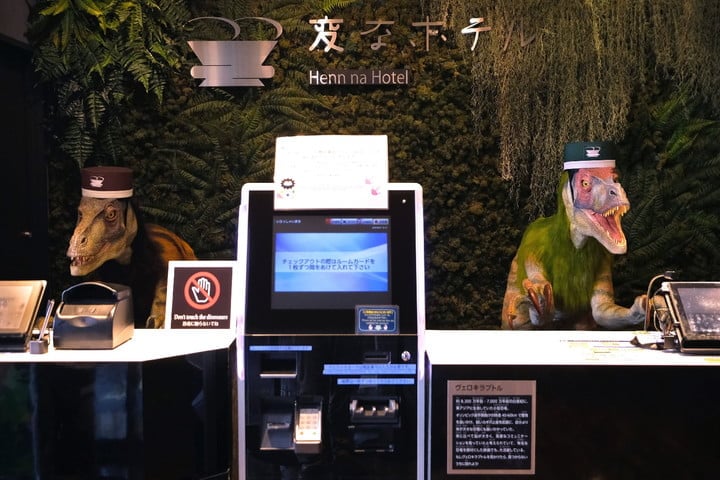 Chinese netizens cry-laugh after Japanese hotel 'lays off' robot staff ·  TechNode