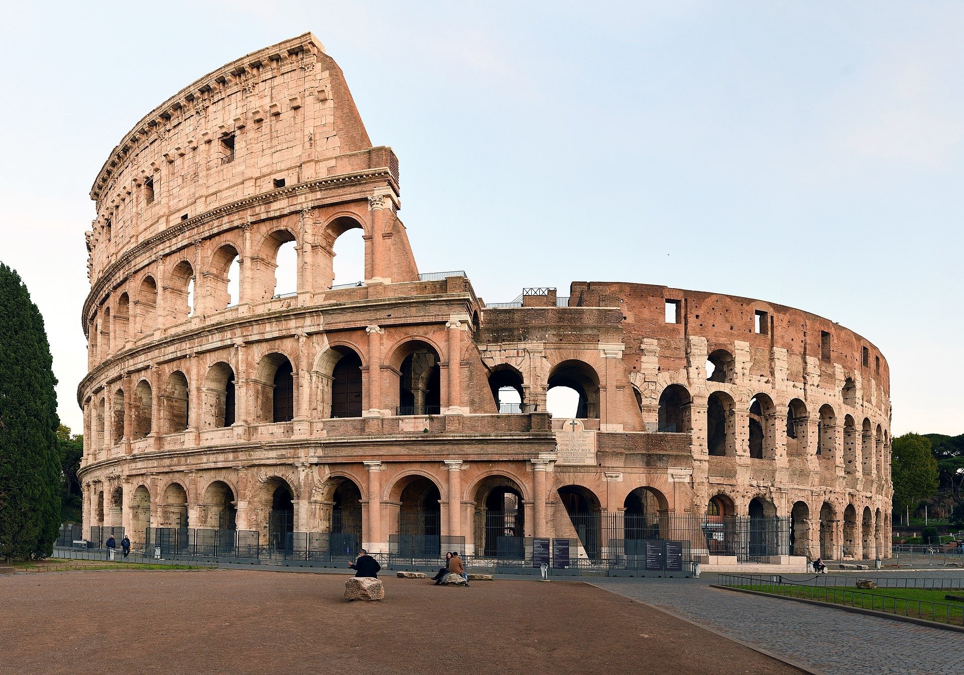 Why Ancient Roman Monuments Are Still Standing