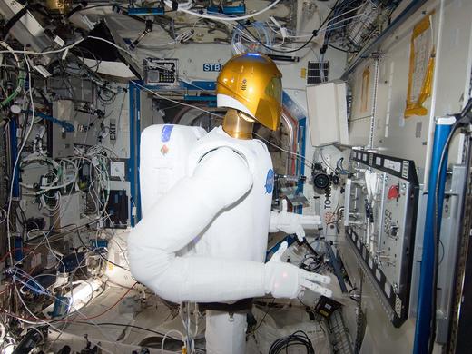 Robot 'Trainee' Astronaut R2, Begins To Earn Its Keep At The ISS